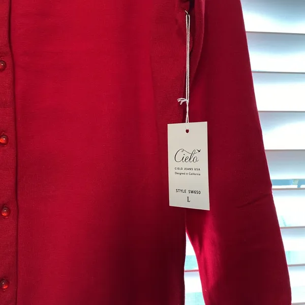 NWT CIELO JEANS USA Tomato Girl Red Large Crew-Neck button down sweater cardigan - Image 3