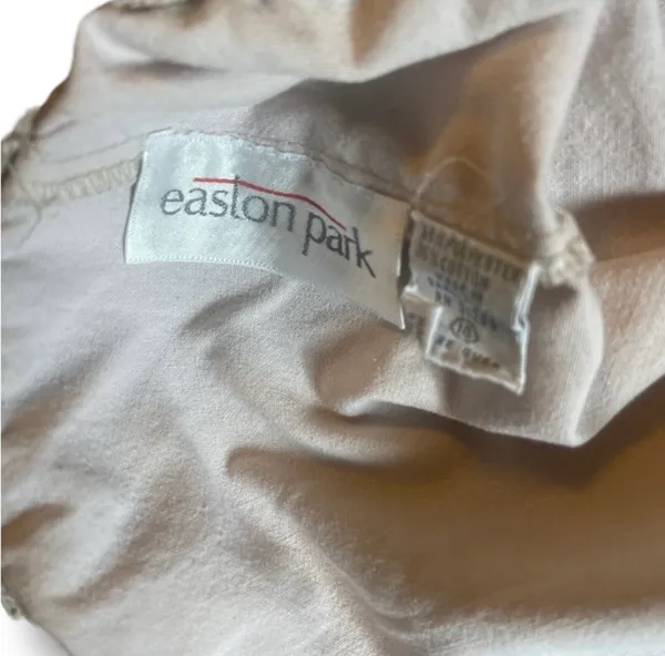 Vintage Women’s Easton Park Brand Khaki Shorts Size 14 - Image 3