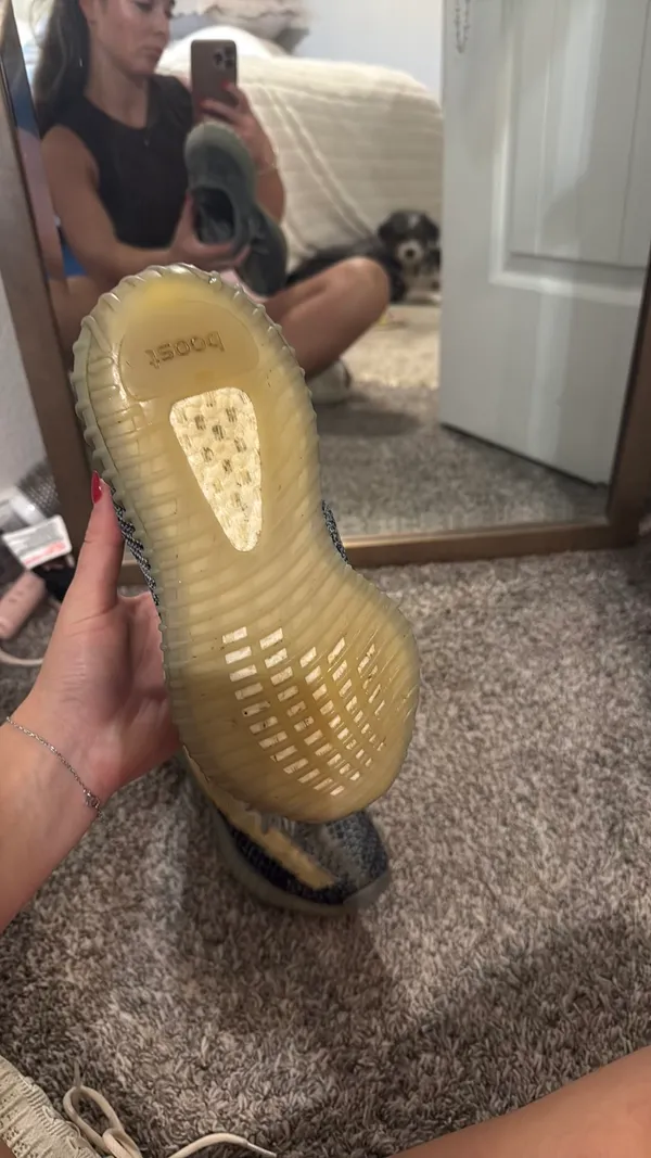 Yeezy Boost 350 - Image 2