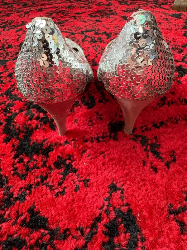 Silver Vintage Sequin Heels Size 10 - Image 6