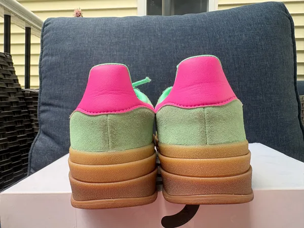 Women’s Adidas Gazelle triple stacked size 8.5 - Image 7