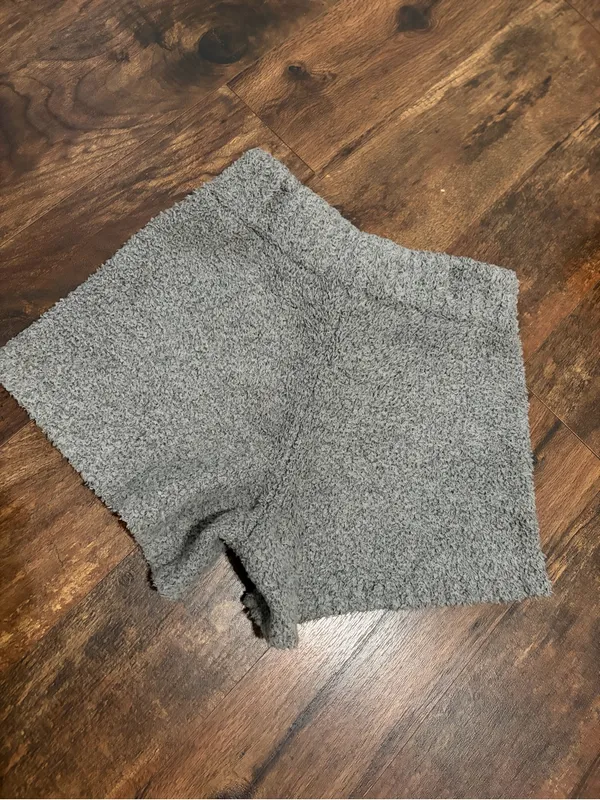 SKIMS Gray Plush Cozy Lounge Shorts - Image 3