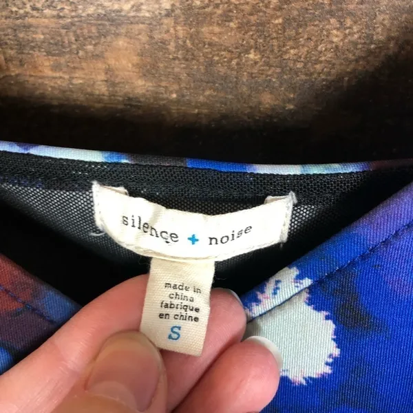 Urban outfitters silence &‎ noise crop top - Image 3