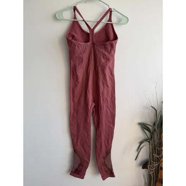 Free People Movement Good Karma Bodysuit Dusty Rose Pink Seamless Small Medium - Image 2