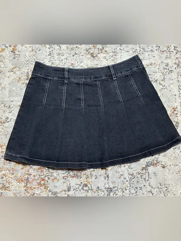 Hot Topic black denim pleated skirt size Large - Image 7