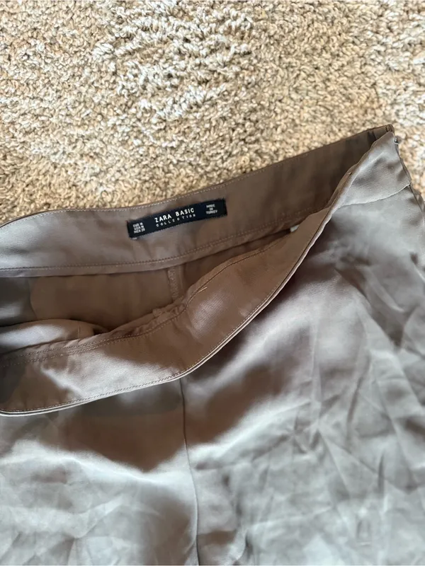 Zara green wide leg gaucho with slit - Image 2