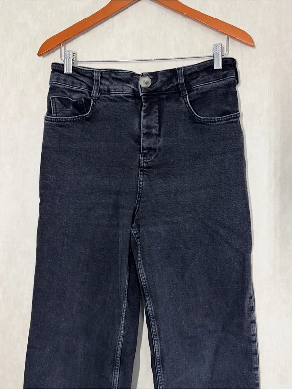 Pilcro Women’s The Skipper Cropped Jeans High Rise Wide Leg in Washed Black 28 - Image 3