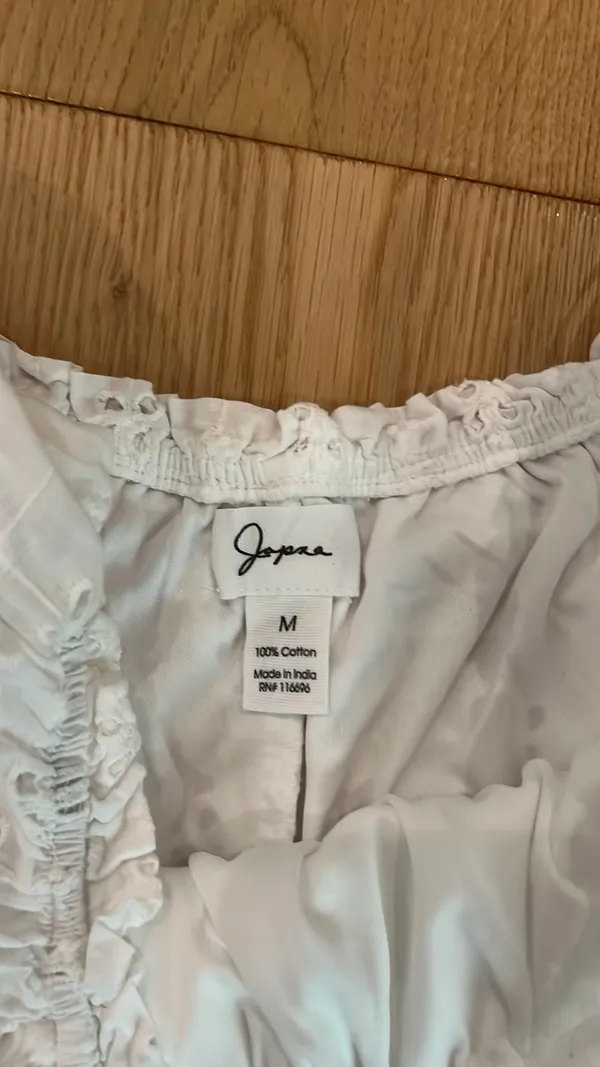 White japna crop top and skirt set - Image 2