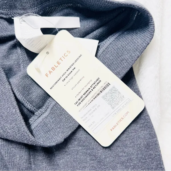 Fabletics Women's Restore knit Ultra High-Waisted Leggings in Pewter - XS - NWT - Image 5