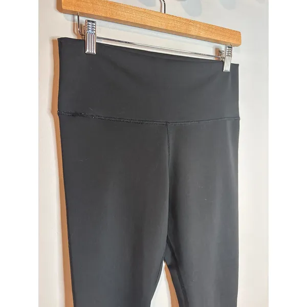 Nike Dri-Fit black cropped leggings - Image 3
