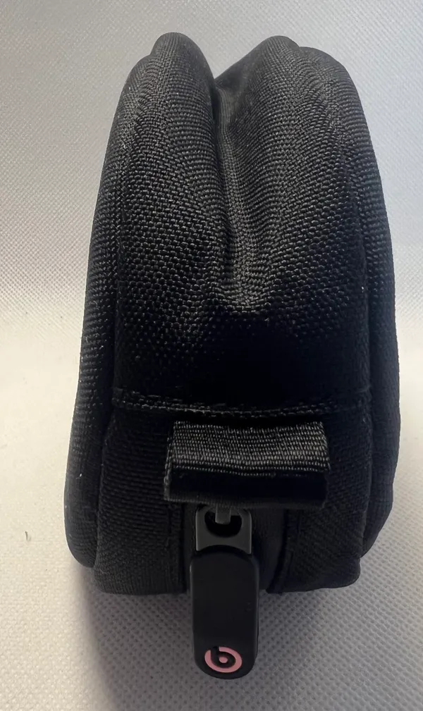Beats by Dr. Dre | Beats headphone/earphone case.  - Image 10