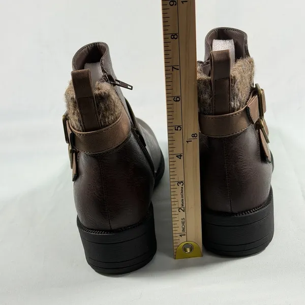 Easy Street‎ Size-9.5M Women's Kourt Slip Resistant Ankle Boots Brown - Image 6