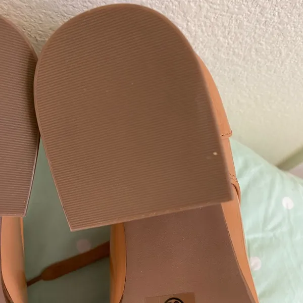 NWT Soda Square Toe Womens shoes size 8.5 - Image 14