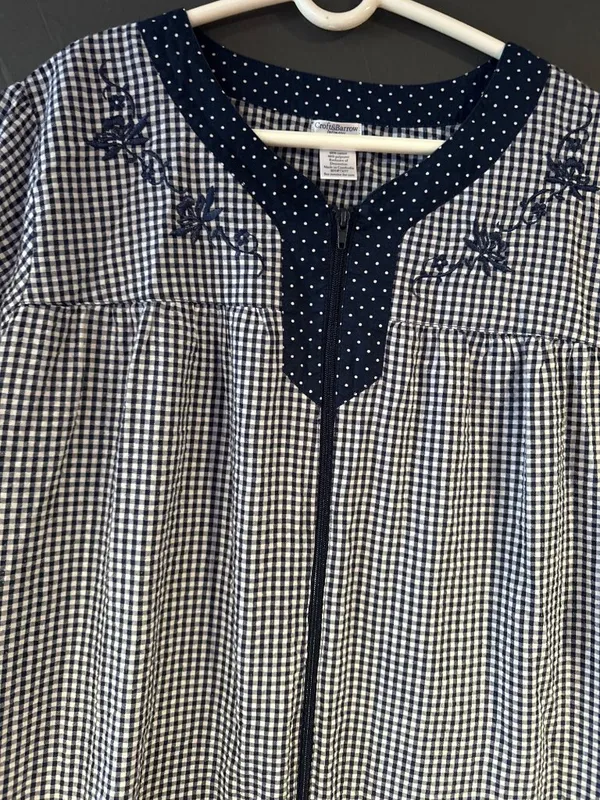 Croft & Barrow 2X Gingham Zip House Dress Robe Navy White Grannycore Comfy - Image 2