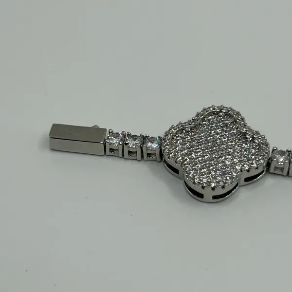 Fragrant Jewels Moissanite Clover Tennis Bracelet VVS1 Silver New Insane Quality 8 Inch 3mm - Image 4