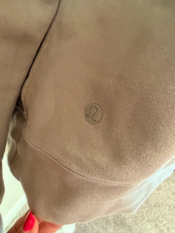 Lululemon Loungeful Hoodie Riverstone women's size 8 - Image 10