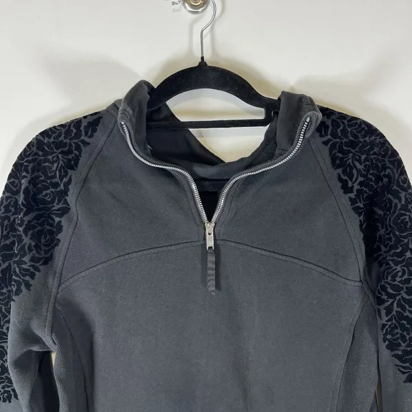 Lululemon‎ Women's Floral Flock Pullover Black Mock Neck Sweatshirt Back Size 10 - Image 7