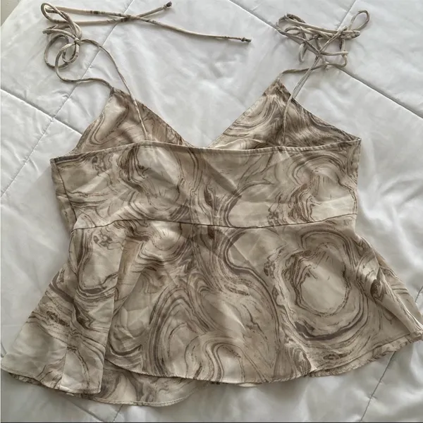 Marble-Print Tie-Shoulder Cami in Beige and Brown - Image 2