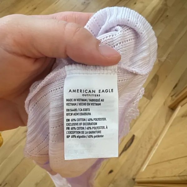American Eagle Size Medium Light Purple Bra Top Crop Top. - Image 6