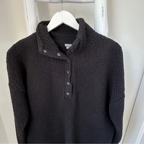 Aerie Black Teddy Pullover Jacket Size Small - Image 2