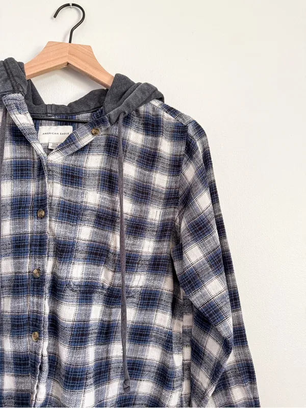 American Eagle Plaid Button Down With Hood Blue Size Small - Image 3