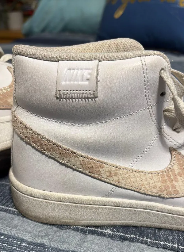 Nike High-Top - Image 2