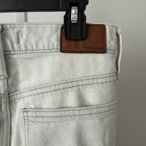 Madewell sz 26 The Momjean Light Wash Distressed High Rise‎ Denim Jeans Preppy - Image 6