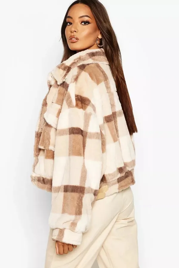 Boohoo Beige Plaid/check Fur Trucker Jacket - Image 4