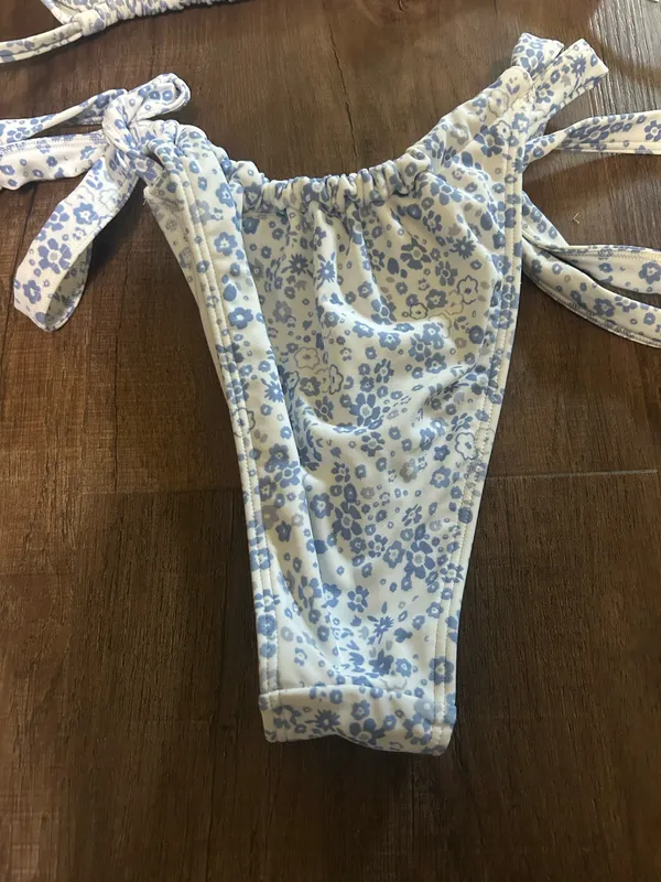 Hollister Bathing Suit Set - Image 2