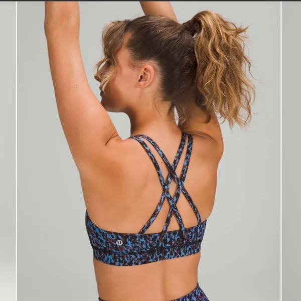 Lululemon Energy Bra *Medium Support, B–D Cups Leopard Camo Blue Nile Multi - Image 2
