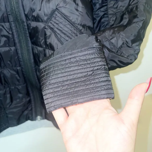 Lululemon puffer reversible black heather gray bomb bomber primaloft jacket - Image 4