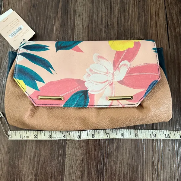 Danielle Nicole sz One size‎ floral print Clutch Multi-color NWT - Image 6