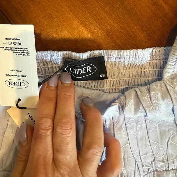 NWT Cider Puff Sleeve Shirt - Image 2