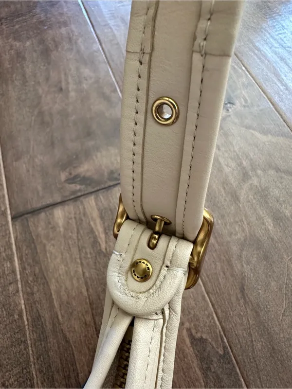 Coach Ergo Cream - Image 9