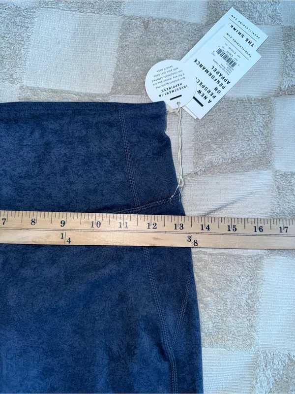 NWT Vuori Pace High-Rise Legging in Ocean‎ Texture size S - Image 4