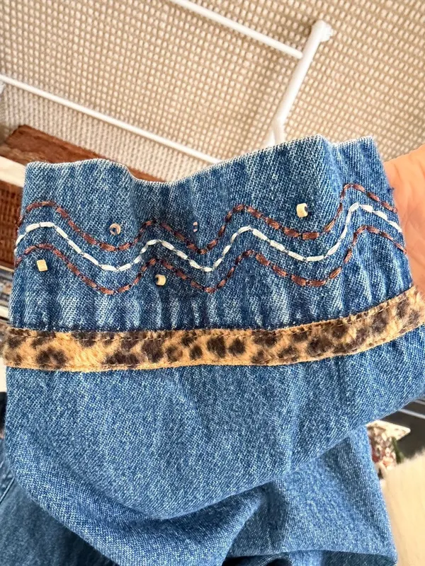 Y2K Vintage Western Country Boho Chic Leopard Print Beaded Trim Denim Jacket - Image 11