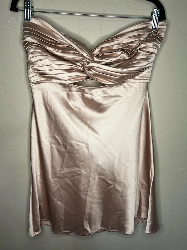 Princess Polly NWT‎ Shellie Mini Strapless Blush Pink Twist Mini Dress - Image 4
