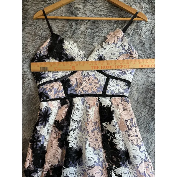 Romeo‎ & Juliet M $240 Dress Sundress Fit Flare Pink Crochet Lace Cocktail - Image 9