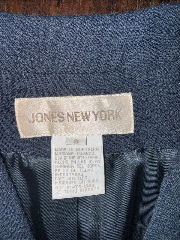 Jones New York Navy Three-Button Wool Blend Blazer Size 8 - Image 2