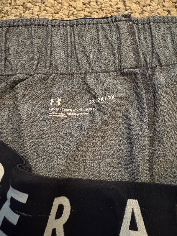 Under Armour Shorts Athletic - Image 3