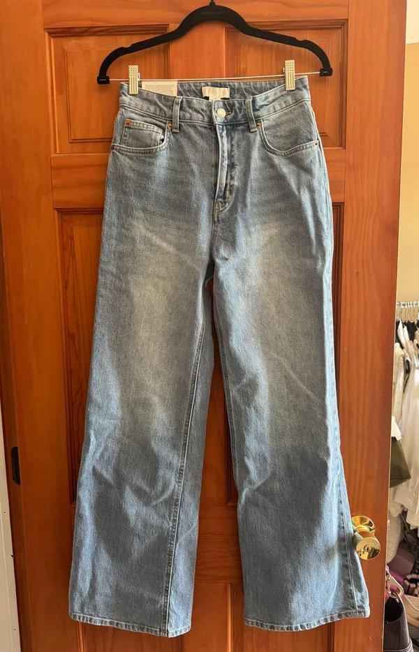 Wide Leg High Rise Jeans - Image 3
