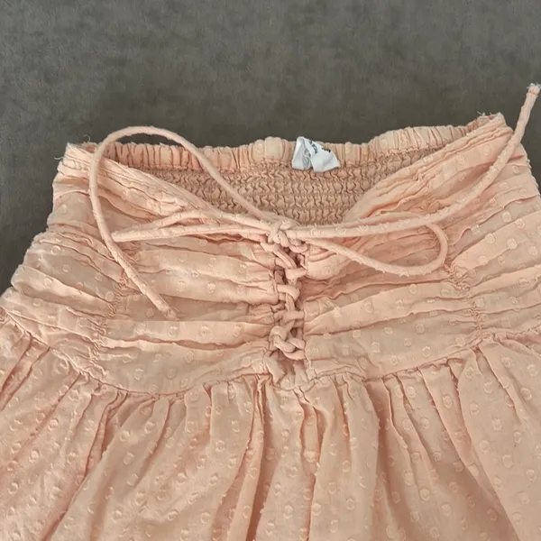 Cotton On skirt. Elastic waist with tie up front design. Color- peach. Size XXS - Image 2