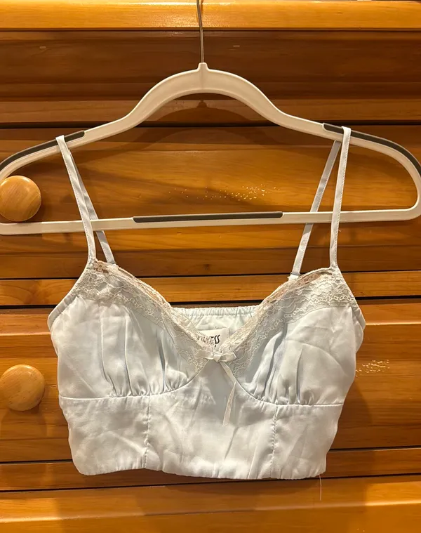 Princess Polly Old School Love Crop Top Blue - Image 2