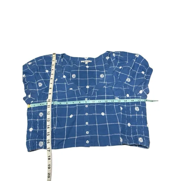 Madewell embroidered puff sleeve crop top in windowpane size 10 - Image 2
