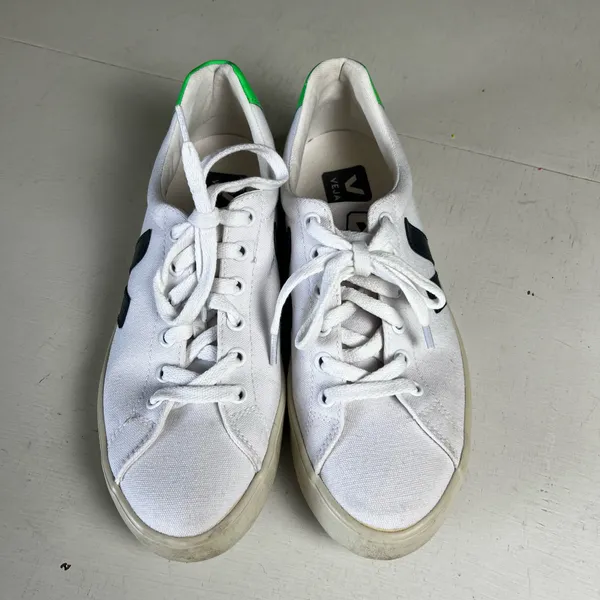 VEJA- Campo Low Top Sneakers Athletic Casual Preppy Tie Up Tennis Shoe - Image 2