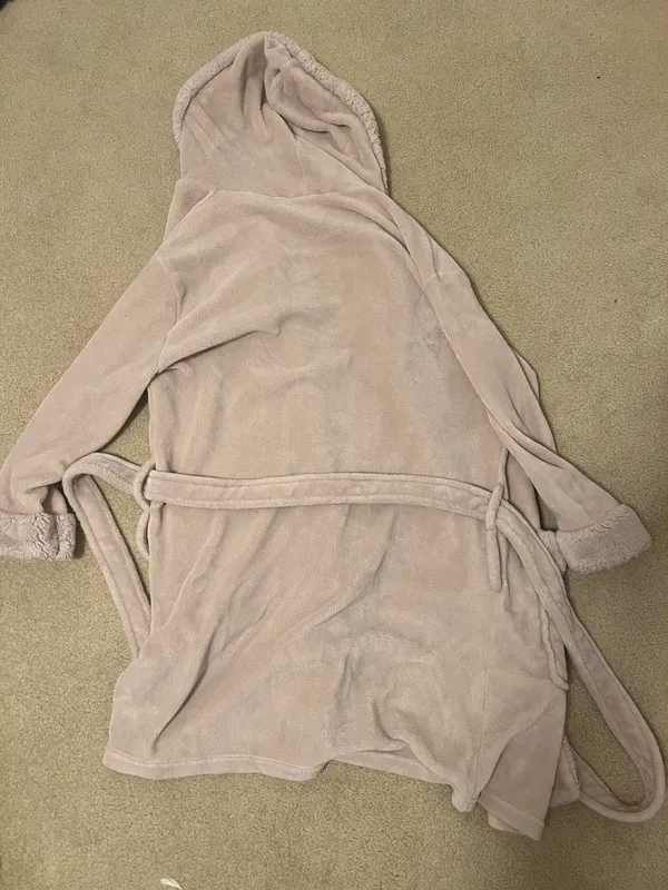 Pottery Barn Teen Soft Pink Robe - Image 2