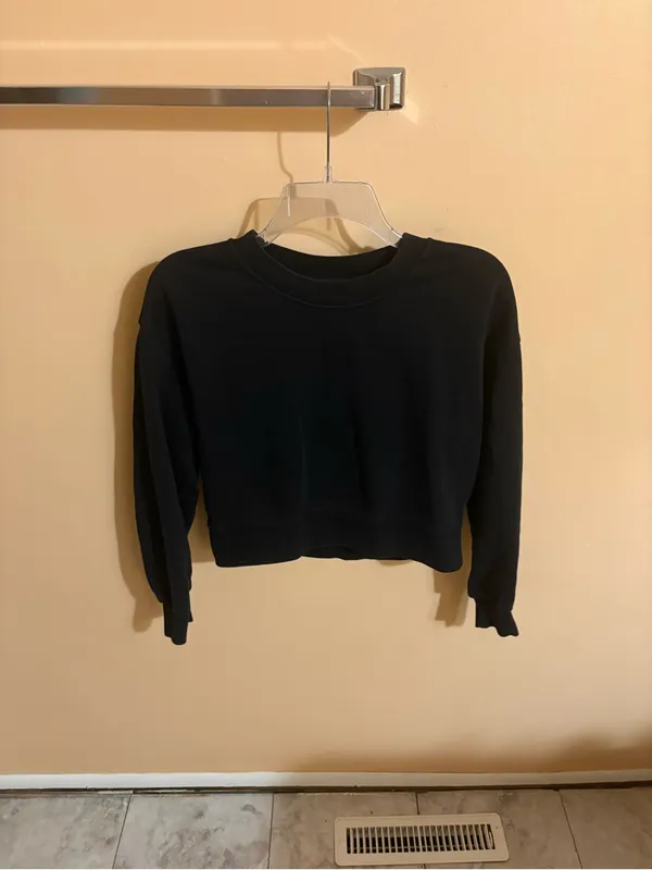 Lululemon Perfectly Oversized Cropped Crew Pullover in Black - Image 4