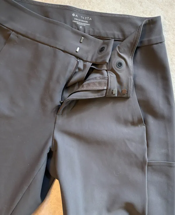 EUC Athleta gray pants size 2 - Image 2