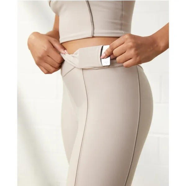 Abercrombie & Fitch YPB sculptLUX 7/8 Leggings Sand Size Small - Image 8