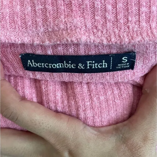 Abercrombie & Fitch Ribbed Pink Top (S) - Image 4